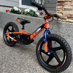 Stacyc Electric 16” eDrive kids bike - KTM Version