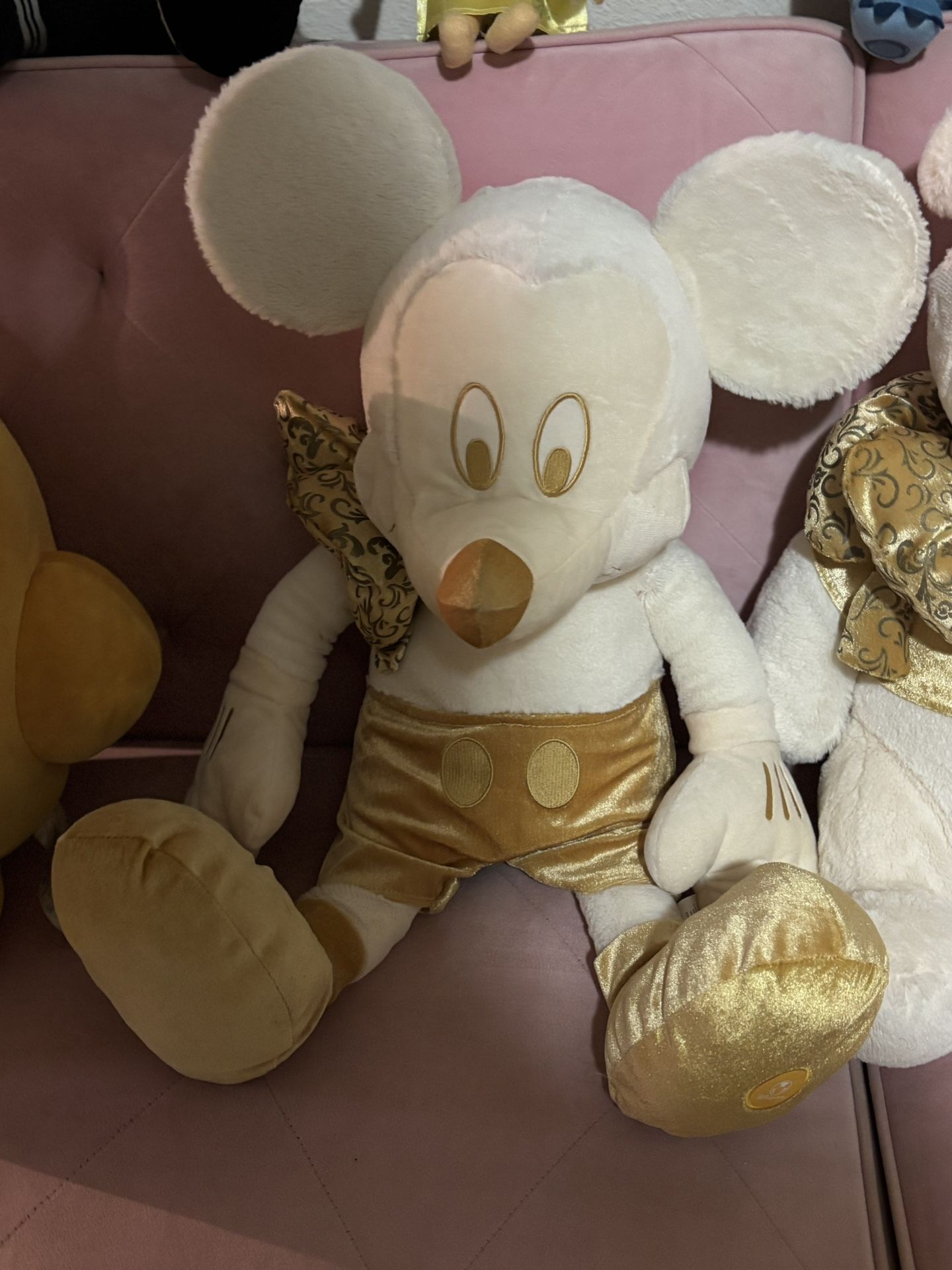 DISNEY STORE EXCLUSIVE STAMPED RARE LIMITED HOLIDAY EDITION MICKEY MOUSE