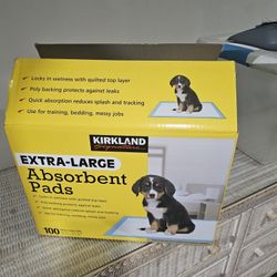 Kirkland Signature Xtra Large Absorbent Pads