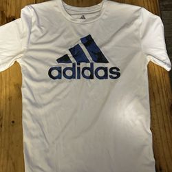 Adidas T-shirt