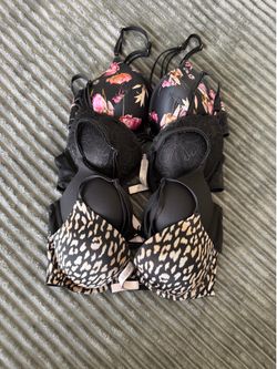 Women’s Size 34C Victoria’s Secret Bras