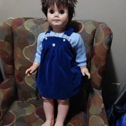 Vintage EEGEE Doll