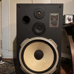 2 fisher st-830 speakers and a yamaha av receiver ax-v630