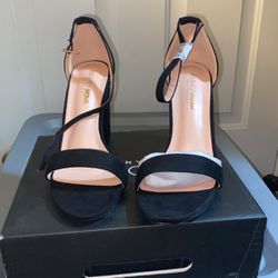 Sz 8.5 Womens Heeled Sandles - NEW (check Out My Other Listings!)