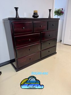 Nine drawer dresser Cherry cajonera Comoda de Pino Nuevo