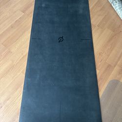 Peloton workout mat