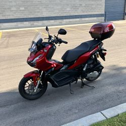 HONDA ADV 150