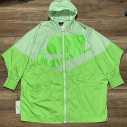 Nike Sportswear Windrunner Full Zip Jacket Coat Long Green One Size CT0870-376