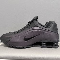 Nike Shox R4 Men’s Size 9.5