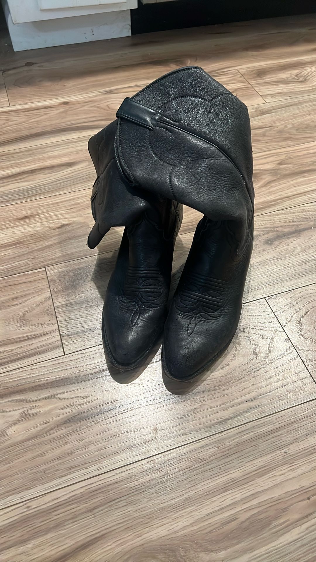 Justin black cowgirl boots leather