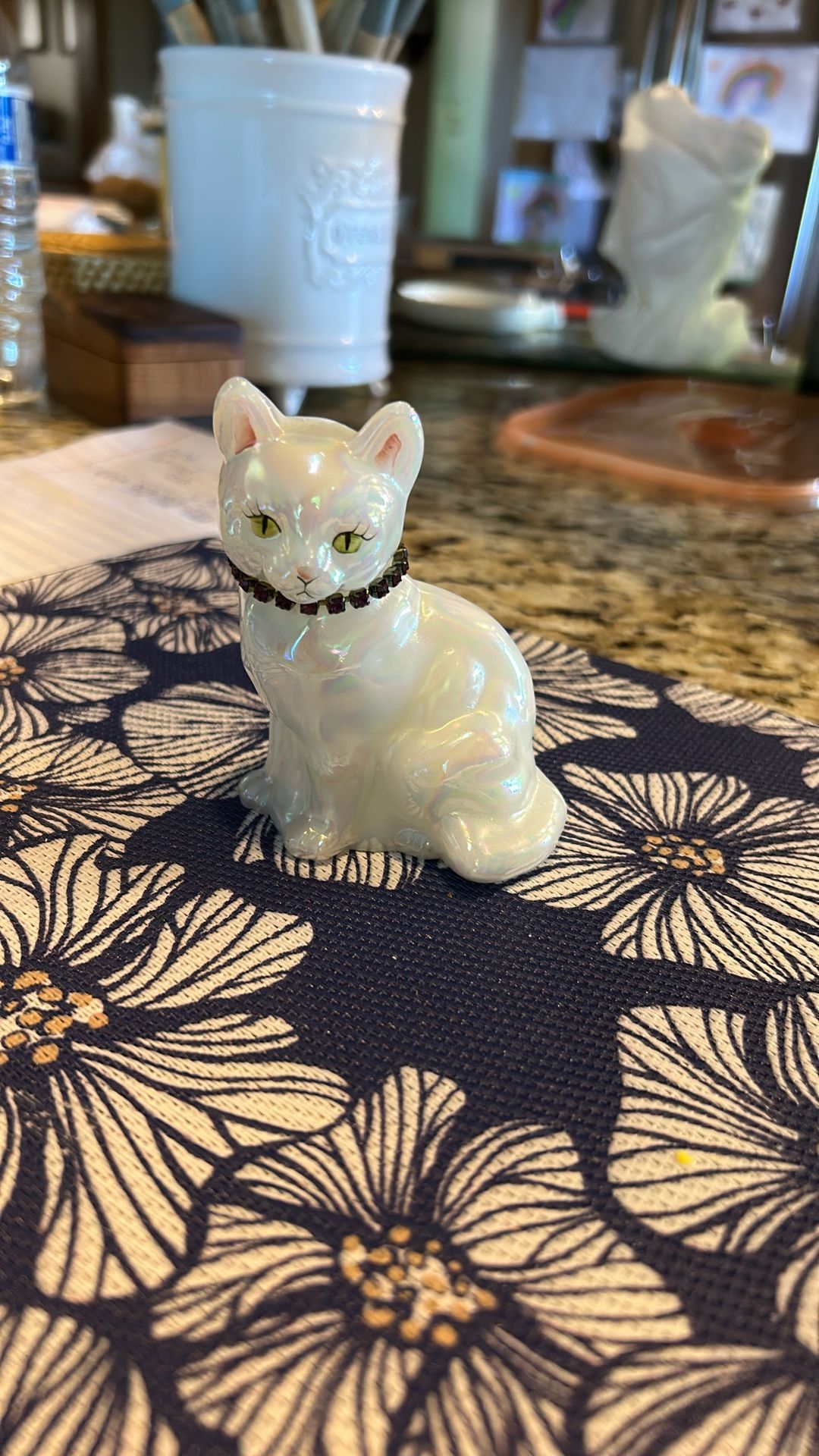 Fenton Iridescent Pearl White Cat
