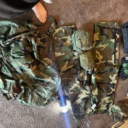 CAMO- Gear, Rucksack Backpack, & Gear, Canteens, Etc.