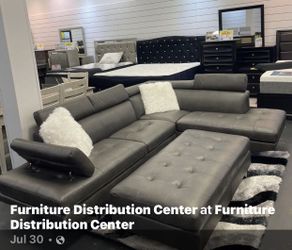 Black Or Gray Sectional With Ottoman