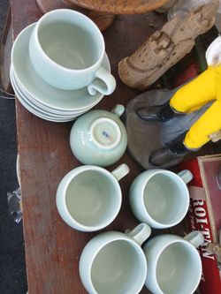 6 pc .Vintage Japanese Cup and Saucer Set