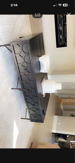 Modern coffee table with 4 drawers