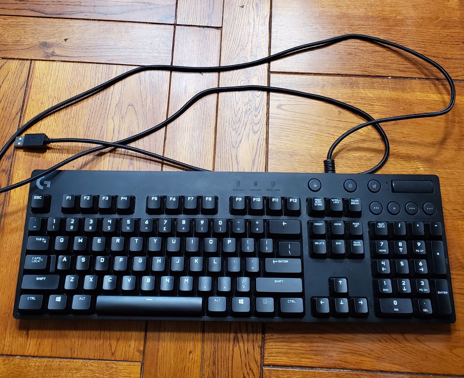 LOGITECH G610 GAMING KEYBOARD