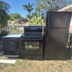 Stove Electric Fridge And Dishwasher 