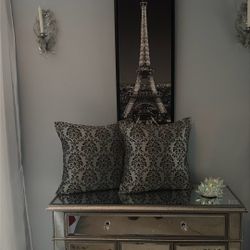 Elegant Accent Pillows 