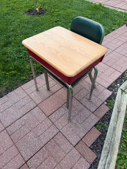 Student School Desk with Metal Chair