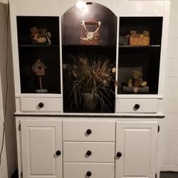 Refurbished White Hutch