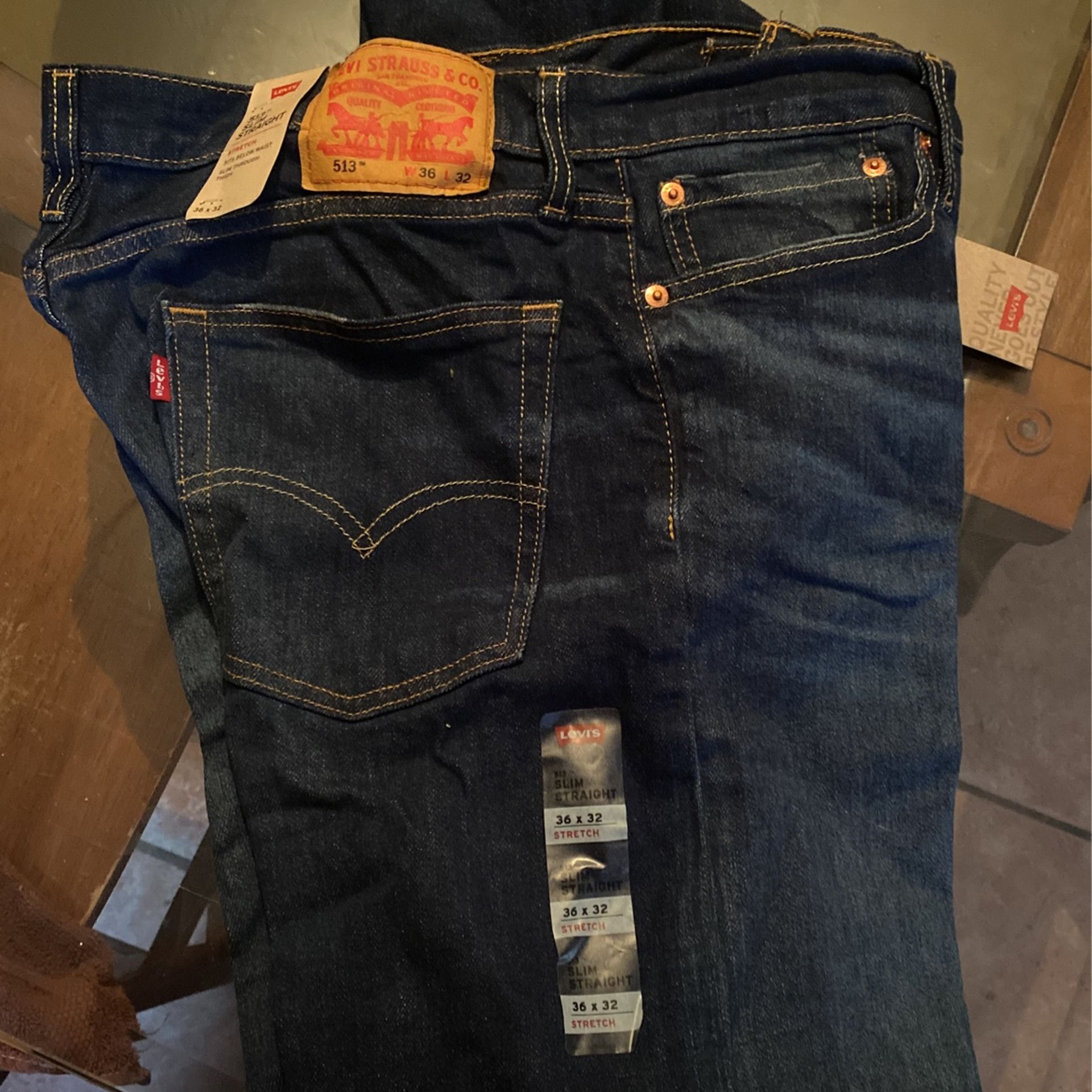 Levi’s 513 Slim Straight
