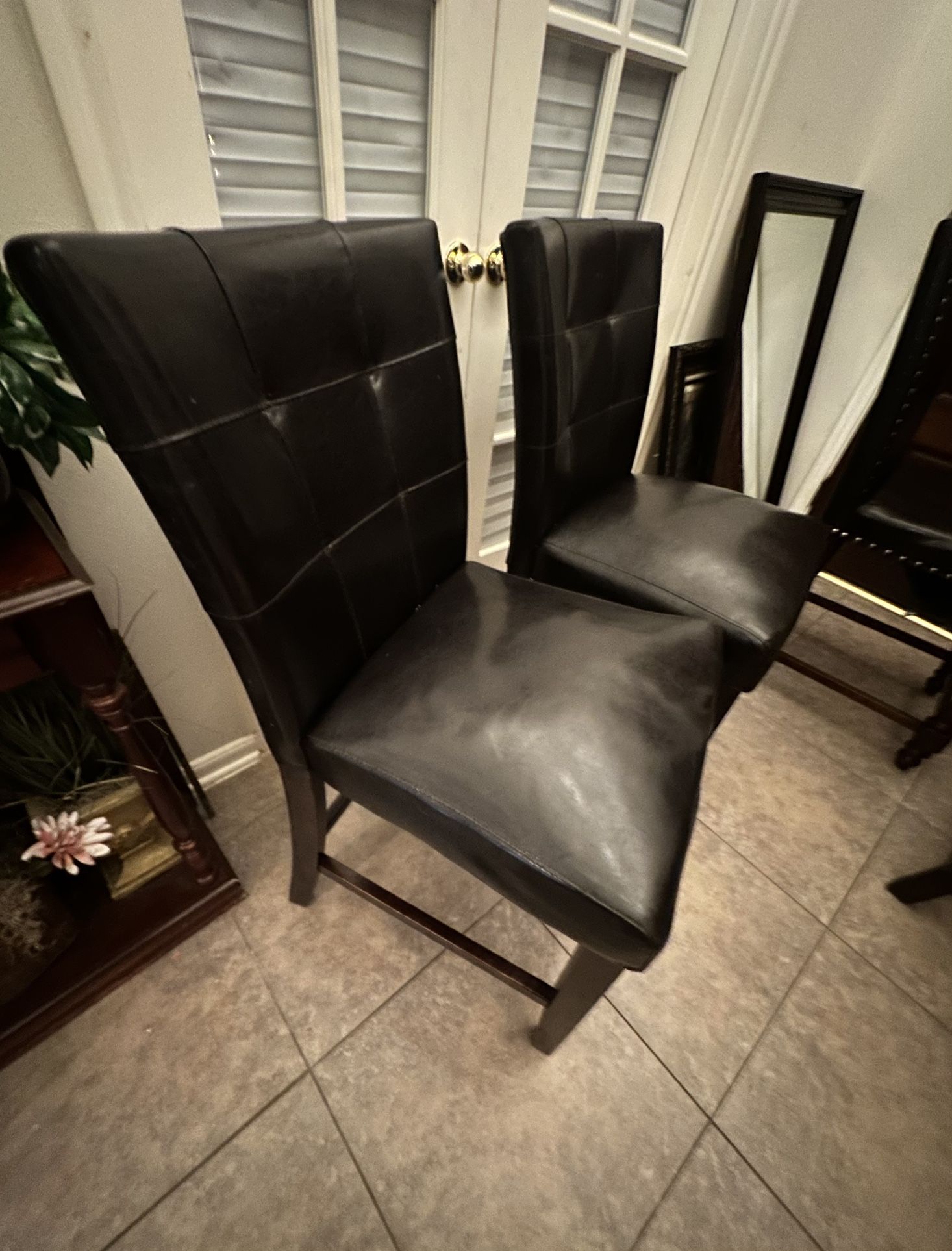 2 Countheight Chairs Bar Stools