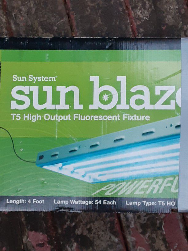 GROW LIGHT BY SUNBLAZE