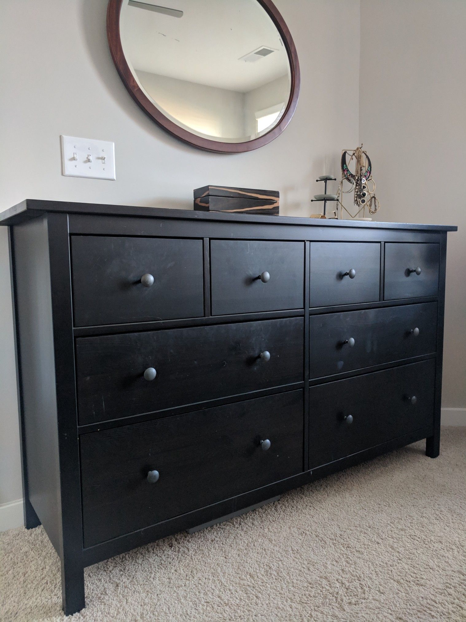 Dresser / Night Stand