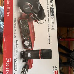 Scarlett 2i2 Studio [3rd Gen]