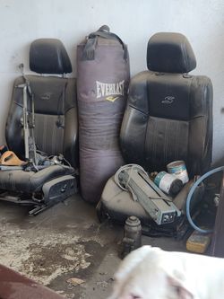 2018 Chrysler Seats