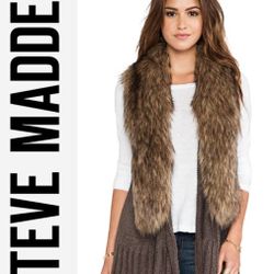 Steve Madden Lida Sweater Vest with Faux Fur Trim S/M