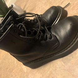 Girls doc martins size 13 ! Like new!