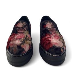 Summit Platform Loafer | Woman’s 37 US | Black 