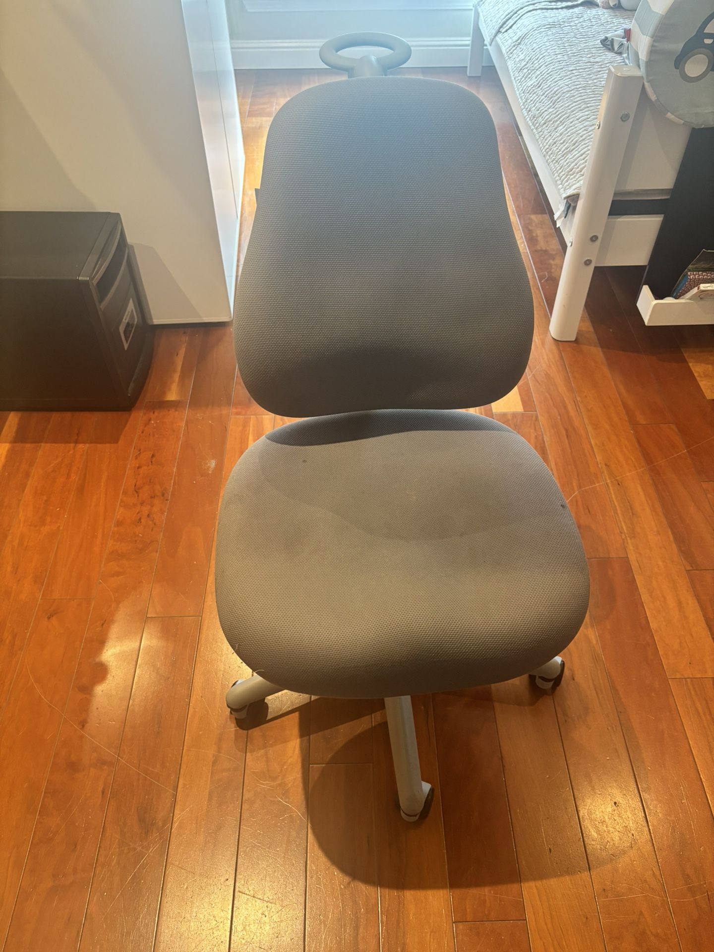 Ergonomic Office Chair