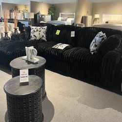 Black 2PC Sectional