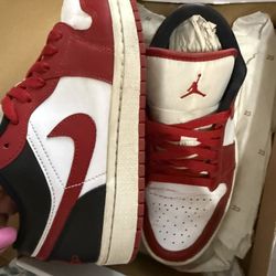 Jordan’s Women Size 8