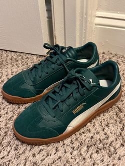 Puma Sneakers | Dark Green & Cream | US 7