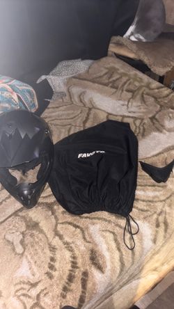 Adult male helmet