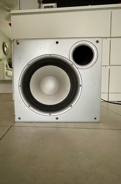 ool kaudlo the speaker specialists® POWERED SUBWOOFER