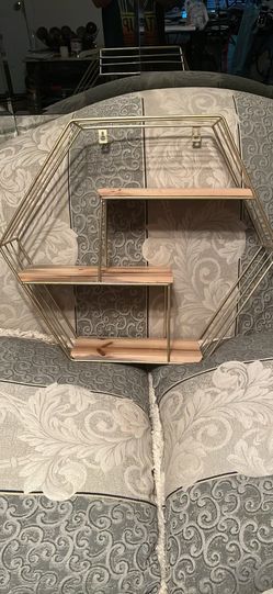 Hexagon Shaped Hanging Shelf 