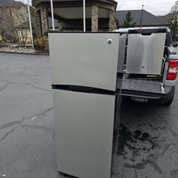 Stainless Steel Dishwashers Fridge And Over The Range Microwaves.