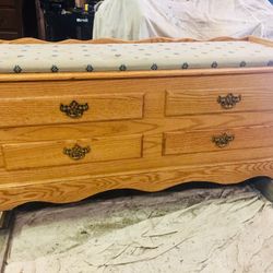 Cedder Chest / Window Seat 