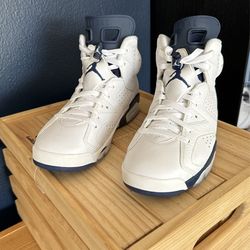 Jordan’s 6 Size 9