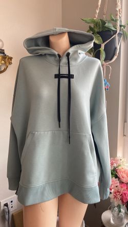 Running ON Clouds Hoodie