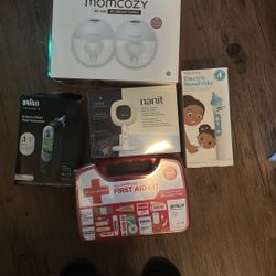 Momcozy Breast Pumps And More! 