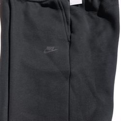 Nike Nike Tech Fleece Shorts