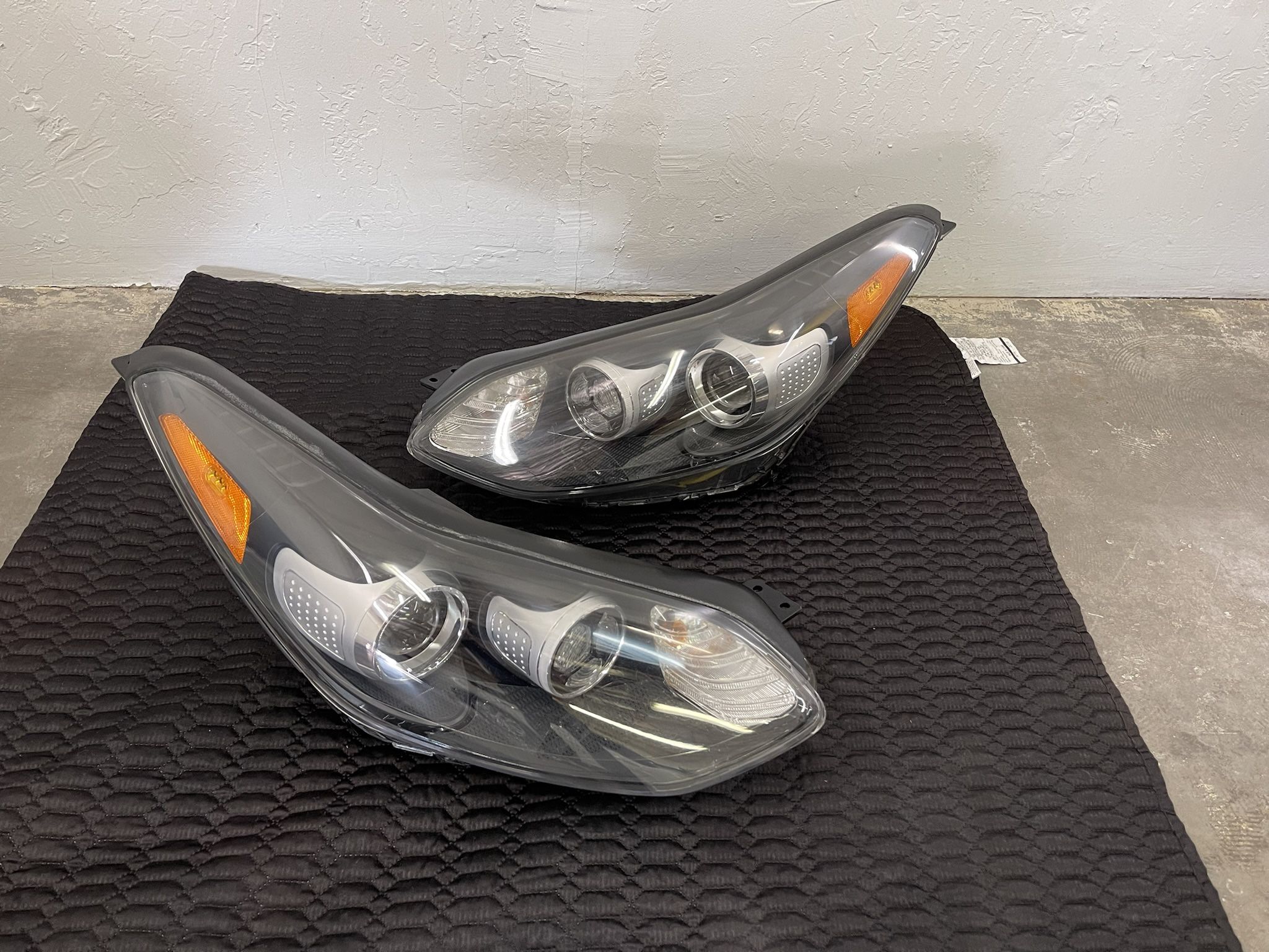 Kia Sportage LED Headlight 2017, 2018, 2019, OEM Original Kia, PASSENGER SIDE ONLY, Headlight 