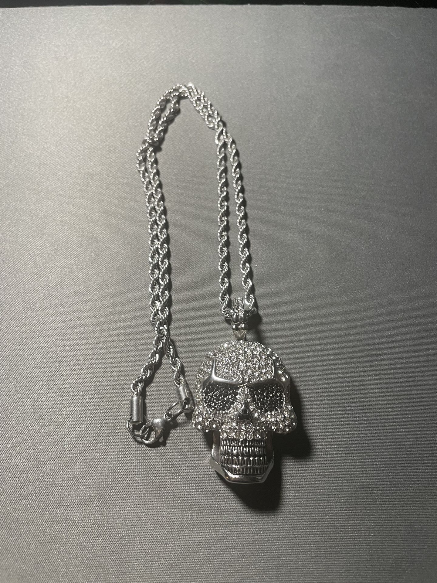Skull Pendant With Chain
