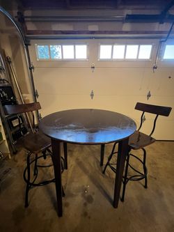 Woodsboro Adjustable Barstool Dark Tobacco - Threshold & A Round Bar Table