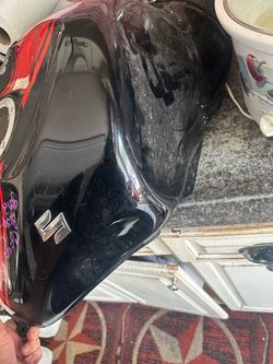 2008 Suzuki Hayabusa, gas tank and cover dented